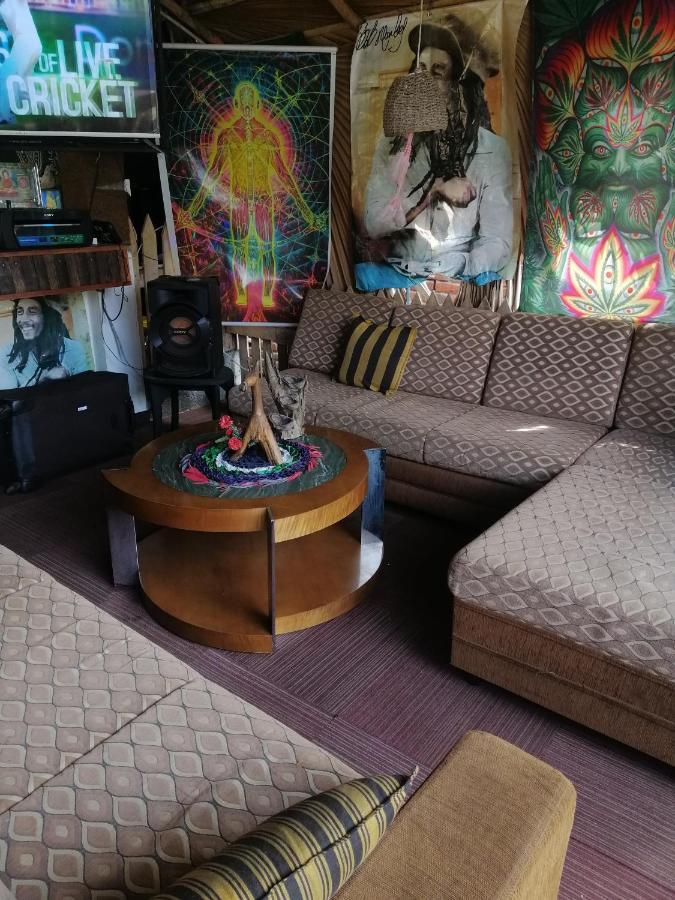 Tiki Bar Hostel Ella Bagian luar foto